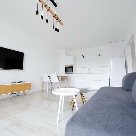 Center Aupark Apartment Пьештяни Экстерьер фото