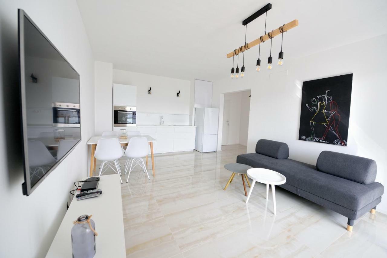 Center Aupark Apartment Пьештяни Экстерьер фото
