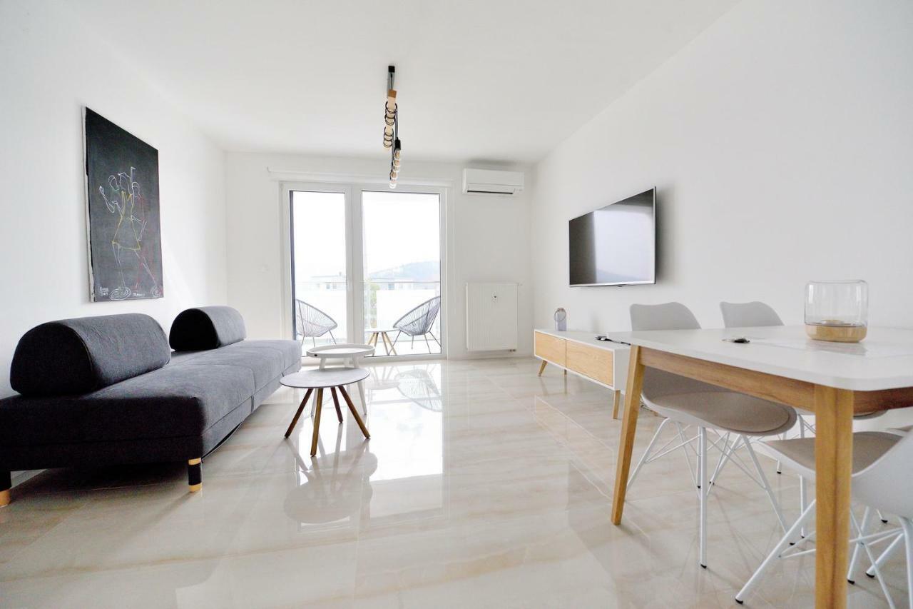 Center Aupark Apartment Пьештяни Экстерьер фото